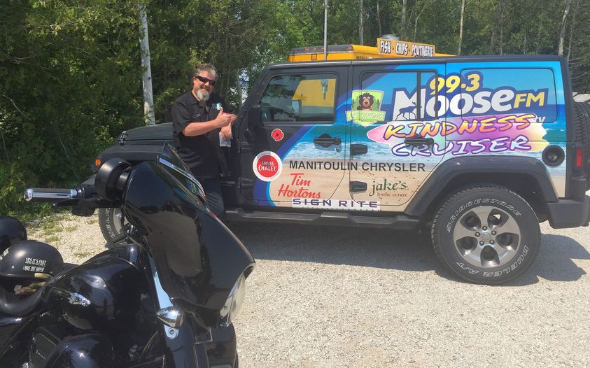 This-hog-Harley-rider-spotted-the-Kindness-Cruiser