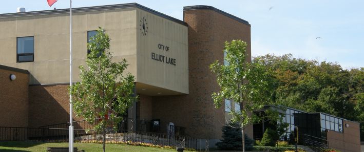 Elliot Lake Mayor suggest move to buy Algo Mall property