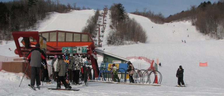 City of Elliot Lake purchases new groomer