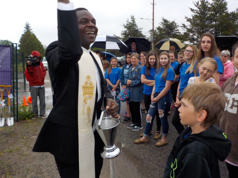 Groundbreaking ceremony for new double school