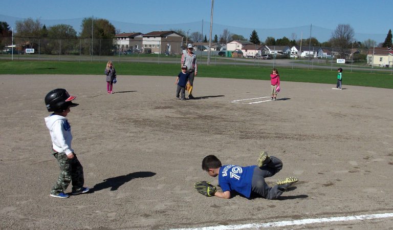 Espanola Minor Baseball in its final week