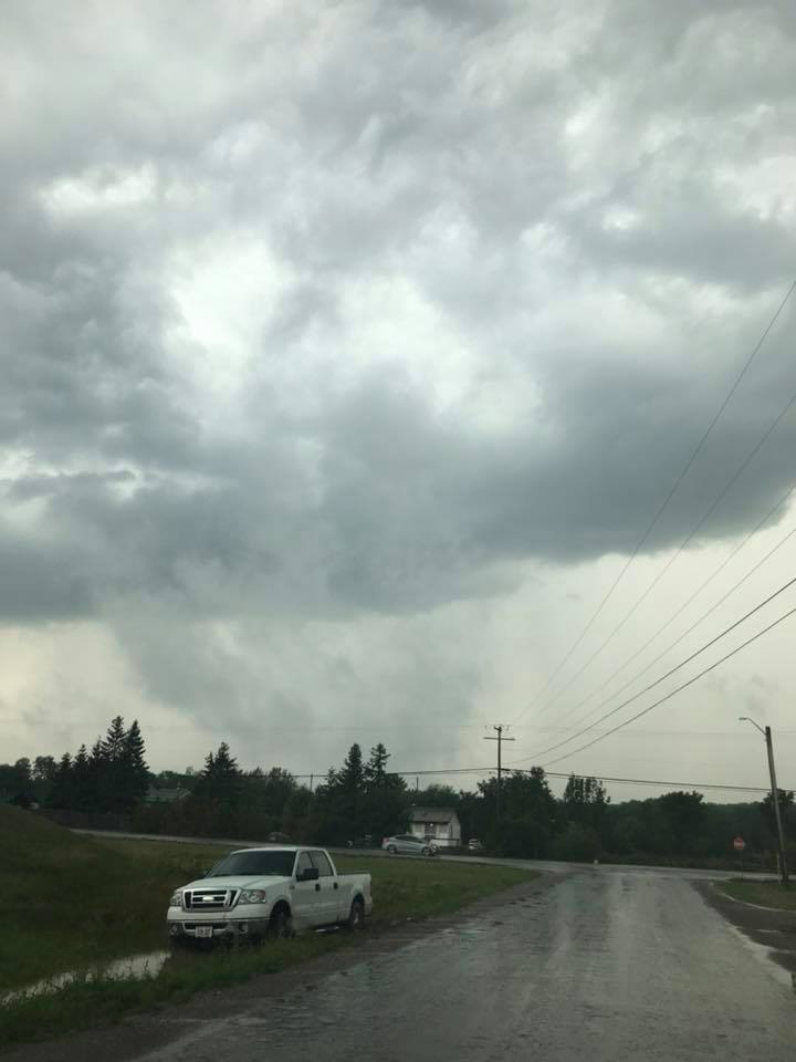 Microburst shuts down powwow – heavy rains and winds – four new forest fires in northeastern Ontario