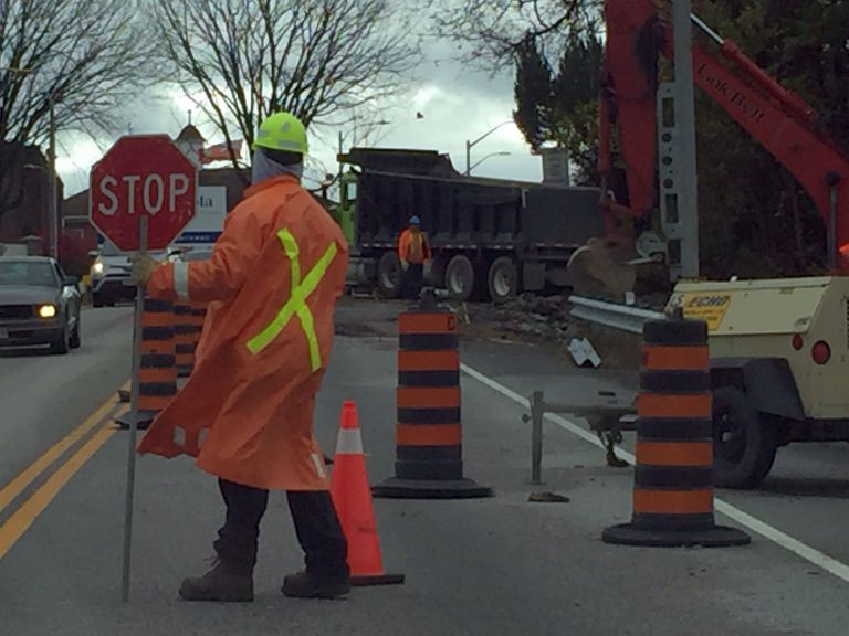Road repairs continue on south end of Espanola bridge