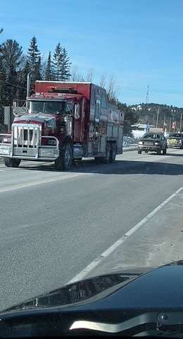 CONVOY CRUISES THROUGH NORTH SHORE