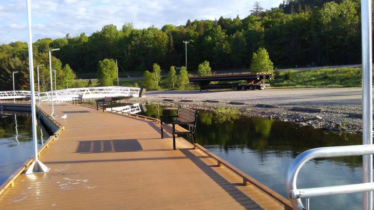 Municipal and public access boat launches closed