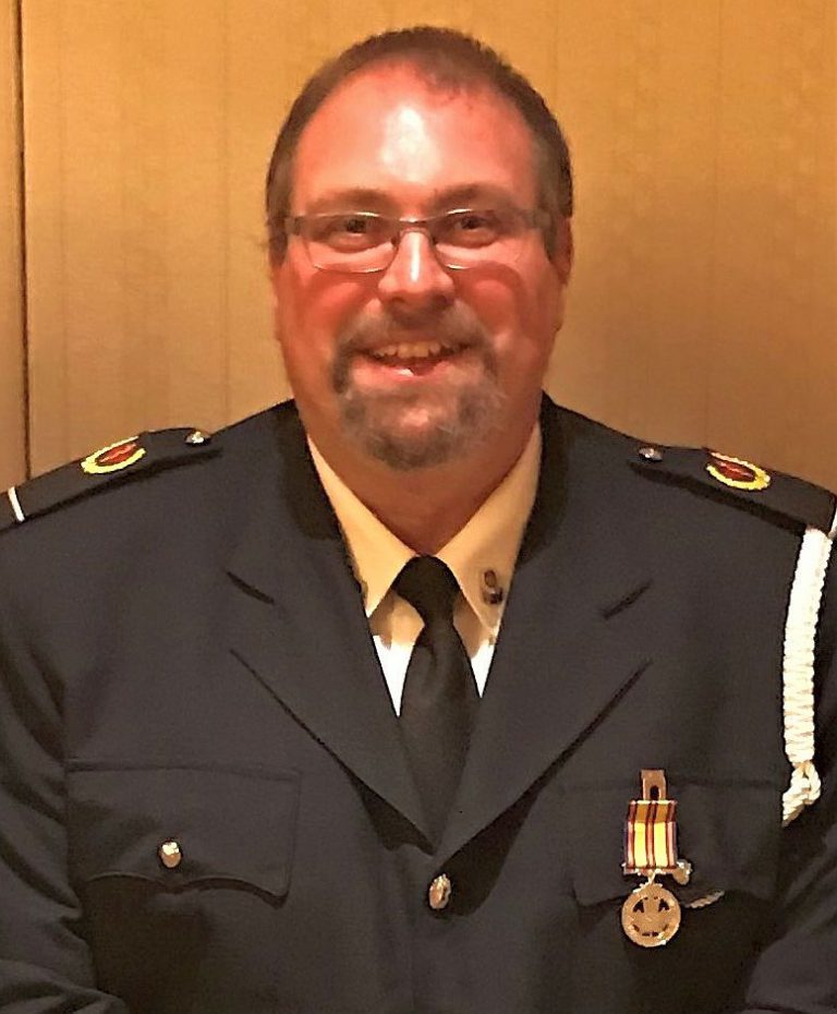 115 Ontario Paramedics receive awards – Manitoulin’s own Aaron Wright